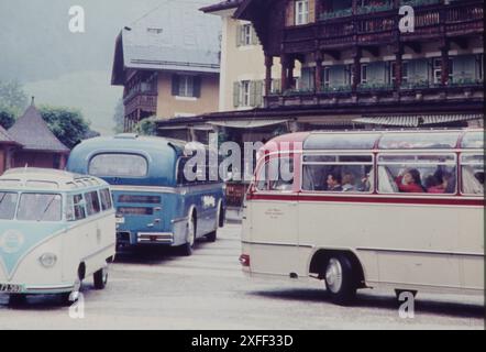 Ausflug DEU, 20240101, Aufnahme ca. 1955, Ausflug mit Reisebus *** Ausflug DEU, 20240101, Foto ca. 1955, Ausflug mit Reisebus Stockfoto