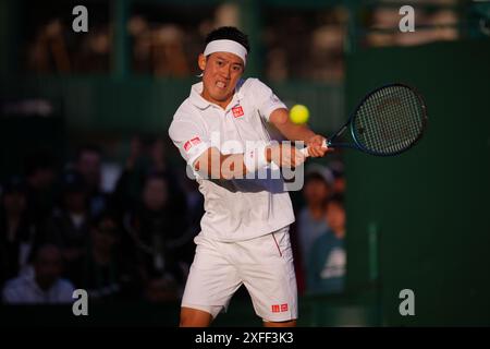 London, Großbritannien. Juli 2024. Die Japaner Kei Nishikori kämpften am 2. Juli 2024 im All England Lawn Tennis and Croquet Club in Wimbledon im Südwesten Londons gegen den Franzosen Arthur Rinderknech 2024. (MB Media) Credit: MB Media Solutions/Alamy Live News Credit: MB Media Solutions/Alamy Live News Stockfoto