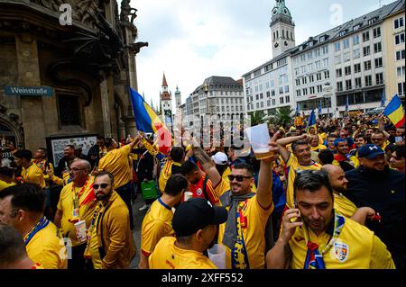MÜNCHEN - 2. JULI 2024: Das Fußballspiel der EURO 2024 Rumänien gegen die Niederlande in der Alianz Arena Stockfoto