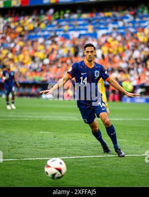 MÜNCHEN - 2. JULI 2024: Tijjani Reijnders, das Fußballspiel der EURO 2024 Rumänien gegen die Niederlande in der Alianz Arena Stockfoto