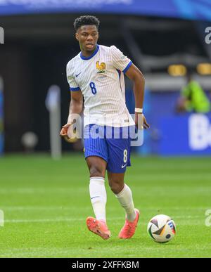 Juli 2024 - Frankreich gegen Belgien - UEFA Euro 2024 - R16 - Düsseldorf. Aurélien Tchouaméni in Aktion. Bild : Mark Pain / Alamy Live News Stockfoto