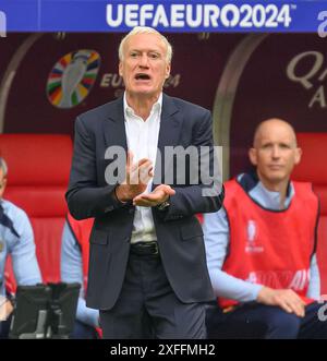 Juli 2024 - Frankreich gegen Belgien - UEFA Euro 2024 - R16 - Düsseldorf. France Manager Didier Deschamps. Bild : Mark Pain / Alamy Live News Stockfoto