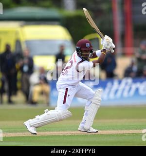 Beckenham, England. Juli 2024. Kavem Hodge schlägt am ersten Tag des Tourspiels zwischen dem First Class County Select XI und West Indies. Kyle Andrews/Alamy Live News Stockfoto