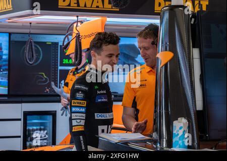 Montmelò, Barcelona Spanien - 06 23 2024: F1-Fahrer und Formel-1-Autos beim spanischen GP Spanien 2024 Stockfoto
