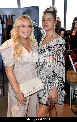 Marlisa Rudzio aka Mrs. Marlisa und Christin Okpara beim Mates Date Influencer Event auf der Berlin Fashion Week S/S 2025 im Atelier Rooftop. Berlin, 02.07.2024 *** Marlisa Rudzio alias Mrs Marlisa und Christin Okpara beim Mates Date Influencer Event auf der Berlin Fashion Week S 2025 im Atelier Rooftop Berlin, 02 07 2024 Foto:Xn.xKubelkax/xFuturexImagex Mates 4634 Stockfoto