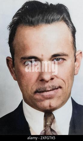 Ein Fahndungsfoto von John Dillinger, dem amerikanischen Bankräuber - Foto vom FBI, 1934 oder früher - coloriert Stockfoto