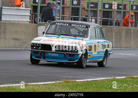 Jason Tuthill, Triumph Dolomite Sprint, HRDC „Gerry Marshall“ Trophy Series, Motor Racing Legends, Snetterton Classic, ein fünfundvierzigminütiges Rennen mit t Stockfoto