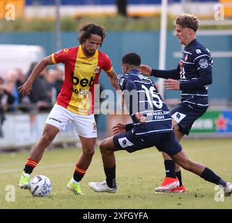 Zutphen, Niederlande. Juli 2024. ZUTPHEN, NIEDERLANDE - 3. JULI: Luca Everink von Go Ahead Eagles während des oefenwedstrijd-Spiels zwischen Go Ahead Eagles und Telstar bei AZC am 3. Juli 2024 in Zutphen, Niederlande. (Foto: Peter Lous/BSR Agency) Credit: BSR Agency/Alamy Live News Stockfoto