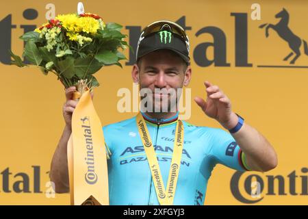 Mark Cavendish auf der fünften Etappe der Tour de France 2024 stellte mit 35 Etappensiegen einen historischen Rekord auf Stockfoto