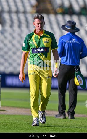 Edgbaston, Birmingham, Großbritannien. Juli 2024. World Championship of Legends T20 Cricket League, Pakistan Champions versus Australia Champions; Brett Lee of Australia Credit: Action Plus Sports/Alamy Live News Stockfoto