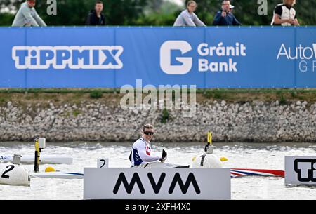 Szeged. Ungarn. 12. Mai 2024. Die ICF 2024 Canoe Sprint World Cup und Paracanoe World Championships. Szeged Olympic Wasserpark. Emily Lewis (GBR) während der Paracanoe-Weltmeisterschaft/Kanu-Sprint-Weltmeisterschaft in Szeged, Ungarn. Stockfoto