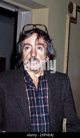 Amerikanischer Dramatiker Edward Albee, halblanges Porträt, New York City, New York, USA, Bernard Gotfryd, 1981 Stockfoto