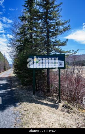 Willkommen im Edmunston-Schild an der Airport Road in New Brunswick, Kanada Stockfoto