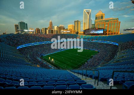 Charlotte, NC, USA. Juli 2024. Charlotte FC trifft gegen die Inter Miami in der ersten Hälfte des Major League Soccer Matches im Bank of America Stadium in Charlotte, NC. (Scott KinserCal Sport Media). Quelle: csm/Alamy Live News Stockfoto