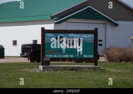 Schild La Ferme Gilles Landry Inc. Auf QC 132 in Rivière-Ouelle, Quebec, Kanada Stockfoto