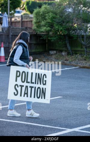 Brentwood Essex 4. Juni 2024 Wahlstation Eröffnung für die Parlamentswahlen Brentwood Essex Credit: Ian Davidson/Alamy Live News Stockfoto