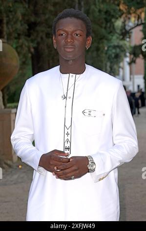 Seydou Sarr bei der 64. Verleihung der Globi d Oro 2024 in der Accademia Tedesca di Roma Villa Massimo. Rom, 03.07.2024 *** Seydou Sarr bei der Preisverleihung Globi d Oro 2024 64 an der Accademia Tedesca di Roma Villa Massimo Rom, 03 07 2024 Foto:XA.XM.xTinghinox/xFuturexImagex globo doro 4800 Stockfoto