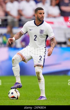 Gelsenkirchen, Deutschland. Juli 2024. Der Engländer Kyle Walker während des Fußball-Europameisterspiels 2024 zwischen England und der Slowakei für das Achtelfinale in der Veltins-Arena in Gelsenkirchen - Sonntag, 30. Juni 2024. Sport - Fußball . (Foto: Fabio Ferrari/LaPresse) Credit: LaPresse/Alamy Live News Stockfoto