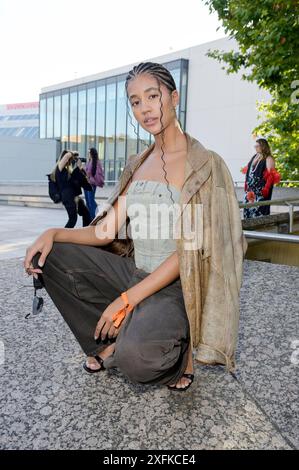 Vicky Natascha Vogel bei der Dawid Tomaszewski Präsentation und Ausstellungseröffnung Excess in Elegance auf der Berlin Fashion Week S/S 2025 im Kunstgewerbemuseum. Berlin, 03.07.2024 *** Vicky Natascha Vogel auf der Dawid Tomaszewski Präsentation und Ausstellungseröffnung Excess in Elegance auf der Berlin Fashion Week S 2025 im Kunstgewerbemuseum Berlin, 03 07 2024 Foto:XF.xKernx/xFuturexImagex tomaszewski 4758 Stockfoto