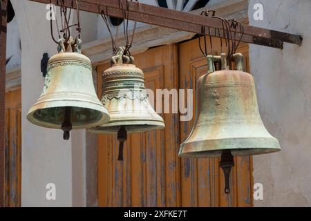 Das Erdbeben beschädigte die Kirche in Antipata, Kefalonia, Griechenland Stockfoto