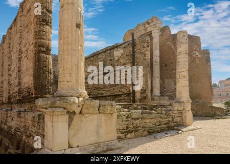 Tempel der Vesta (Tempel des Sibyl) in Tivoli, Italien auf der akropolis der etruskischen und römischen Stadt mit Blick auf die Fälle der Aniene und ein Pictu Stockfoto