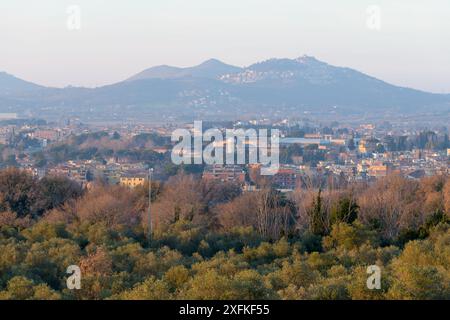 Blick auf das Aniene-Tal von Hadrians Villa (Villa Adriana; Villa Hadriana) Villa des Kaisers Hadrian nahe Tivoli außerhalb von Rom, Italien. Stockfoto