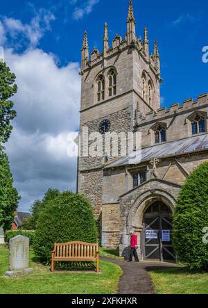 Lincolnshire, Großbritannien. Juli 2024. Parlamentswahlen im Vereinigten Königreich – Rural Polling Station, All Saints Church, Hough-on-the-Hill, Grantham, Lincolnshire. Quelle: Matt Limb OBE/Alamy Live News Stockfoto