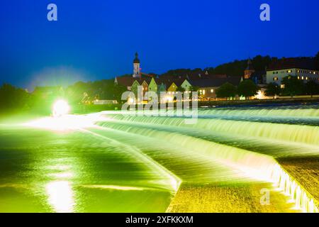 Lech Wehr in Landsberg am Lech, einer Stadt im Südwesten Bayerns, Deutschland Stockfoto