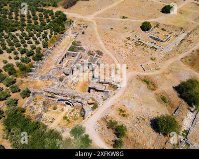 Ausgrabungsstätte Miletus aus der Vogelperspektive. Miletus war eine antike griechische Stadt und liegt heute in der Nähe der modernen Stadt Didim in der Türkei. Stockfoto