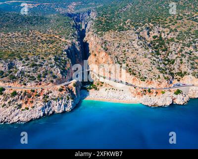 Panoramablick auf Kaputas Beach. Kaputas oder Kaputash ist ein kleiner Strand zwischen Kas und Kalkan in der Provinz Antalya in der Türkei Stockfoto