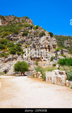 Myra alte Ruinen der Stadt mit Gräbern aus Felsen. Myra liegt in der Stadt Demre in der türkischen Provinz Antalya. Stockfoto