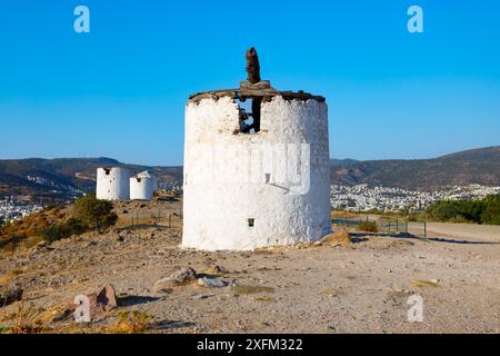 Ruinen der Windmühle von Bodrum. Bodrum ist eine Stadt in der Provinz Mugla in der Türkei. Stockfoto