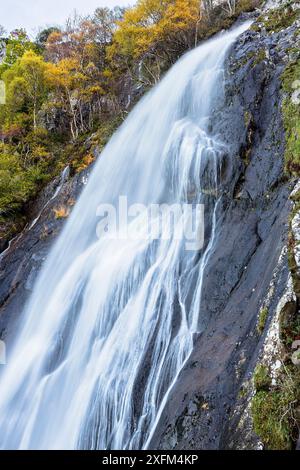 Aber Falls (Rhaeadr - fawr) in der Nähe von Abergwyngregyn Gwynedd North Wales, UK, November 2016. Stockfoto