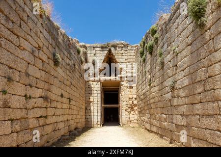 Die "Schatzkammer von Atreus", das antike Mykene (Mykines), Argolida (Argolis), Peloponnes, Griechenland Stockfoto