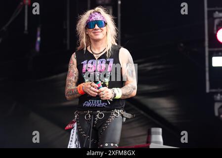 08.06.2024 Norje, Schweden: Band Steel Panther tritt beim Sweden Rock Festival auf. (Foto: Lennart Håård | HaardRockPhotography) Stockfoto