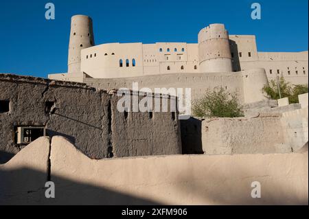 Bahla Festung, die älteste Festung von Oman (13. Jahrhundert), UNESCO-Weltkulturerbe, Sultanat Oman Stockfoto