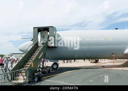 Das Überwachungsflugzeug der RAF Sentry E3D parkte im statischen Ausstellungsbereich der RAF Waddington Airshow 2005 Stockfoto