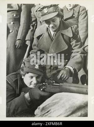 Polnisches Hilfskorps der Frauen aus Russland, Ausbildung in England. 1944 Stockfoto