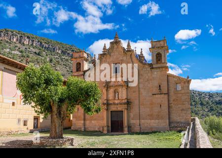 Blick auf das Heiligtum von La Estrella, ein verlassener Ort in der Provinz Teruel, Spanien Stockfoto