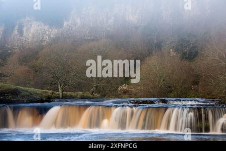 Die Wain Wath Force, Wasserfall am River Swale, nahe Keld in Yorkshire, England, Großbritannien. November 2016. Stockfoto