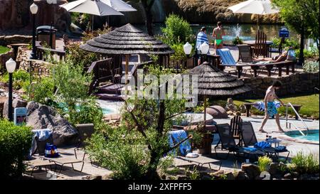 Pagosa Springs, Colorado, ist berühmt für seine natürlichen heißen Quellen und bringt Touristen aus der ganzen Welt zu seinem Naturwunder. Stockfoto