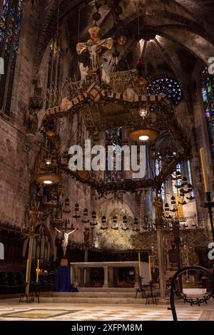 Baldachin von Antoni Gaudi, Kathedrale von Palma, Mallorca, Balearen, Spanien Stockfoto