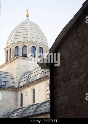 Die Altstadt von Sibennik in Dalmatien, Kroatien an der Adriaküste. Die Kathedrale von St. James Stockfoto