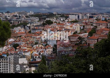 Blick vom Castelo de Sao Jorge in die Altstadt, Blick auf die Stadt, Lissabon, Portugal Stockfoto