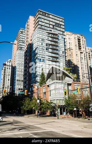 Vancouvers Stadtteil Yaletown im Sommer, Vancouver BC, Kanada. Stockfoto