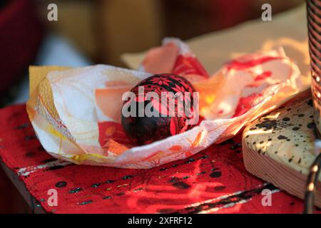 Europa, Rumänien. Bukowina, Moldawien, berühmt für bemalte Eier, die zu Osterferien dekorativ sind. 22. 10. 2016 Stockfoto