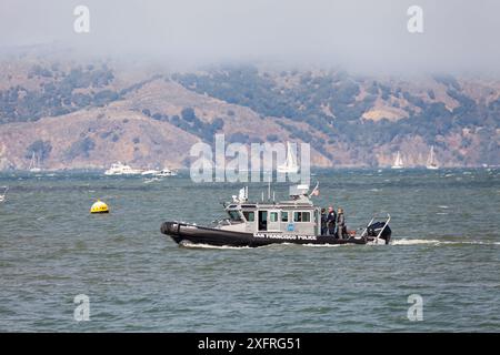 San Francisco Police Dept Patrouillenschiff und Crew Stockfoto