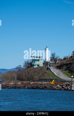 Radarturm auf dem Hügel in Levis, Quebec, Kanada Stockfoto