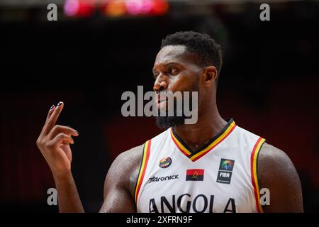 Valencia, Spanien. Juli 2024. Joao Fernandes aus Angola wurde während des Spiels zwischen Angola und Libanon bei Pabellon Fuente de San Luis gesehen. Endergebnis; Angola 70: 74 Libanon. Quelle: SOPA Images Limited/Alamy Live News Stockfoto