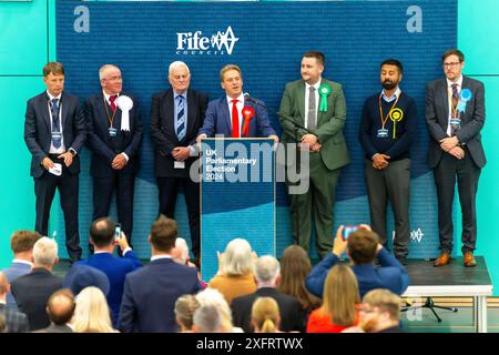 Glenrothes, Schottland. Juli 2024. Wahl im Vereinigten Königreich: Neu gewählter Labour-Abgeordneter Graeme Downie spricht, nachdem er den Sitz in den Wahlkreisen Dunfermline und Dollar gewonnen hat. Quelle: Tim Gray/Alamy Live News Stockfoto